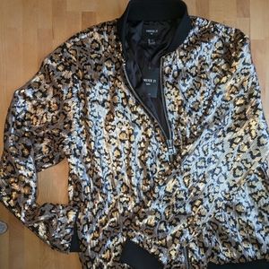 NWT Forever 21 men's Large Leopard Print Sequin Zip up Jacket